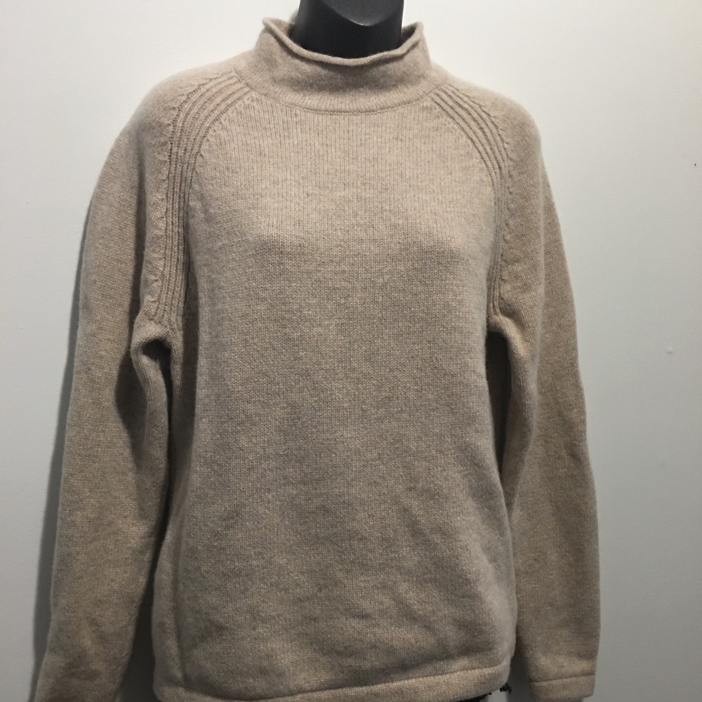 Jcrew Women’s Roll neck sweater Medium